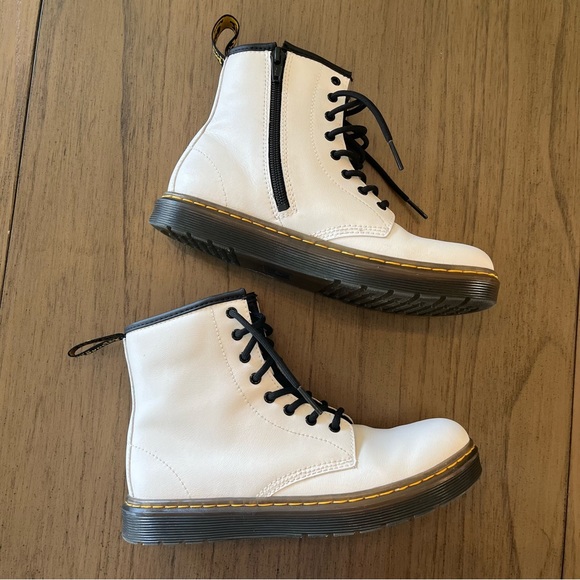 Doc Martens Girls White Boots - Picture 3 of 7